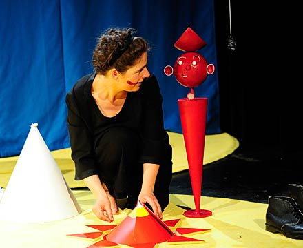 VIVID Figuren Theater, rundwunderbunt, Theater für die Allerkleinsten